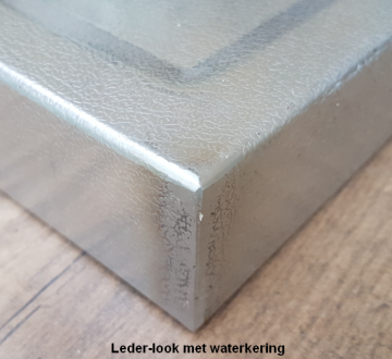 Hoek met waterkering 0