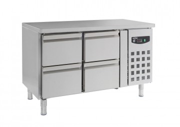 700 KOELWERKBANK 4 LADEN